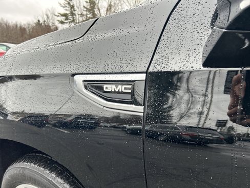 Used 2022 GMC Yukon XL Denali image 5