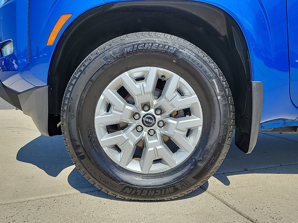 Certified 2024 Nissan Frontier SV w/ SV Convenience Package AWD/4WD image 8