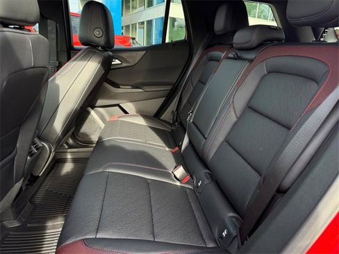 New 2026 Chevrolet Equinox RS w/ LPO, Floor Liner Package image 7