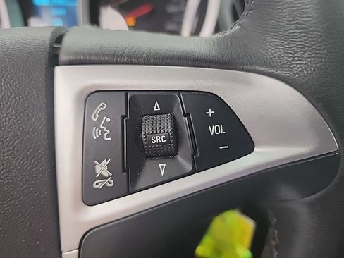 Used 2017 Chevrolet Equinox Premier w/ Enhanced Convenience Package AWD/4WD image 13