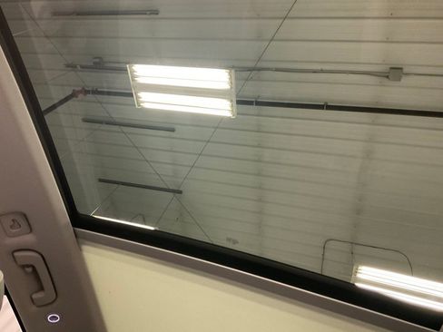 Used 2018 Audi Q7 3.0T Prestige image 20