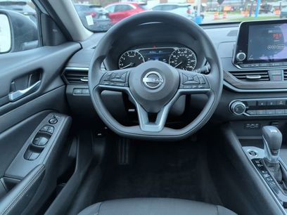 Used 2025 Nissan Altima 2.5 SV