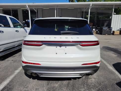 Used 2022 Lincoln Corsair FWD image 5