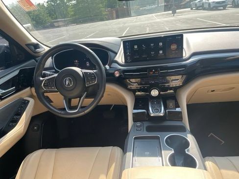 Used 2025 Acura MDX SH-AWD w/ Technology Package image 7