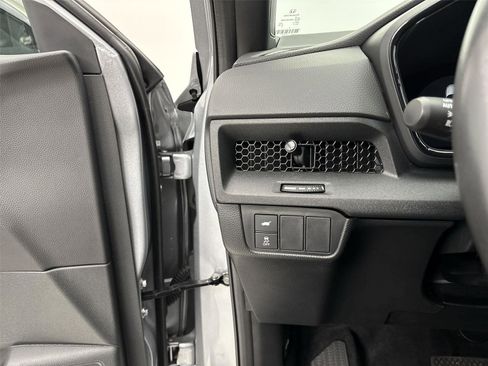 Used 2024 Honda CR-V Sport-L image 31