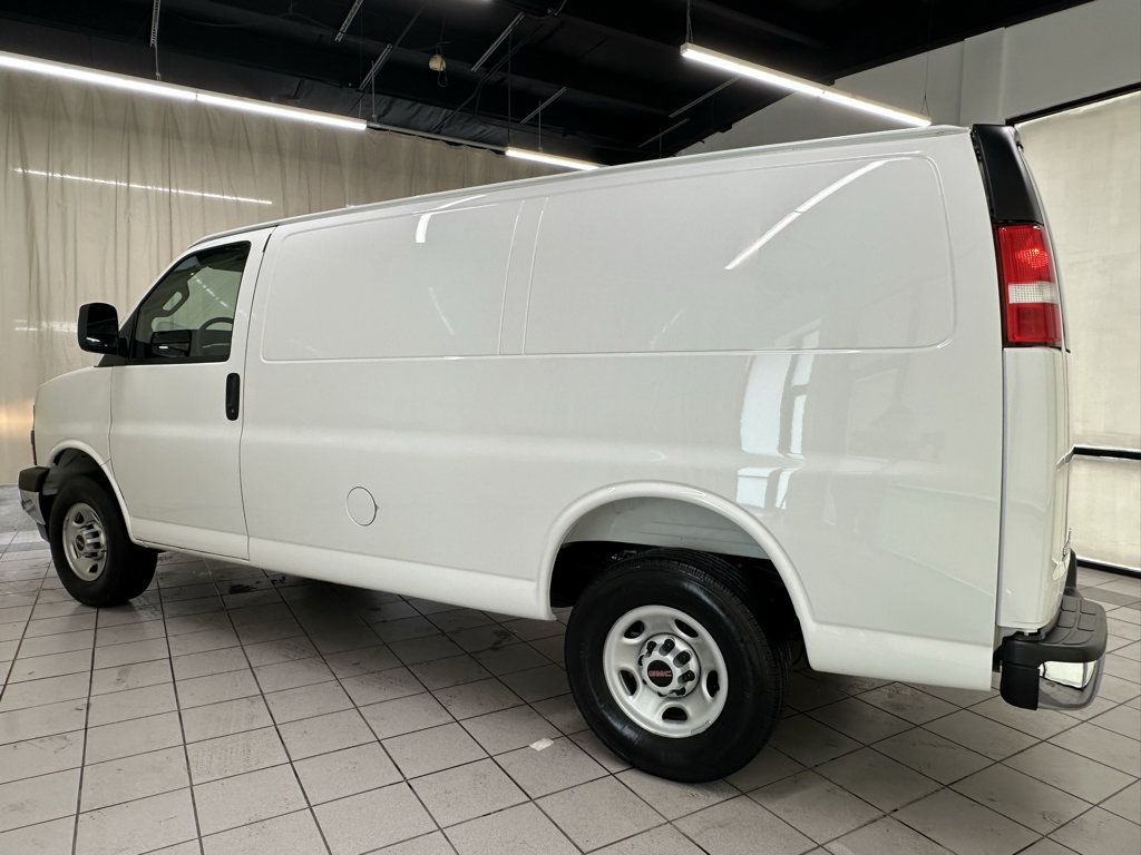 Used 2025 GMC Savana 2500 w/ Driver Convenience Package RWD image 6