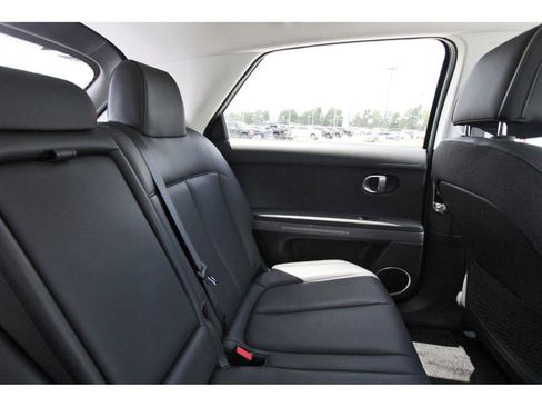 Used 2023 Hyundai Ioniq 5 SEL image 13