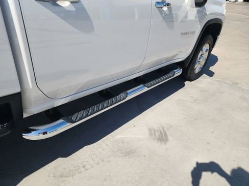 Used 2020 Chevrolet Silverado 2500 LTZ w/ LTZ Plus Package AWD/4WD image 17