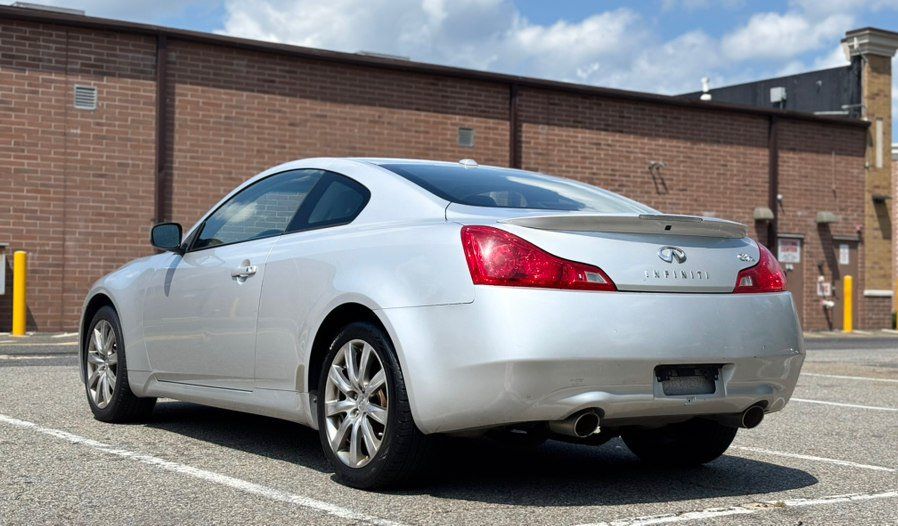 Used 2009 INFINITI G37 x Coupe w/ Premium Pkg AWD/4WD image 4