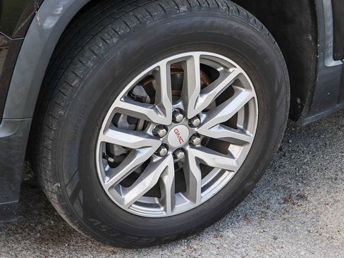 Used 2018 GMC Acadia SLE w/ Driver Alert Package I image 4