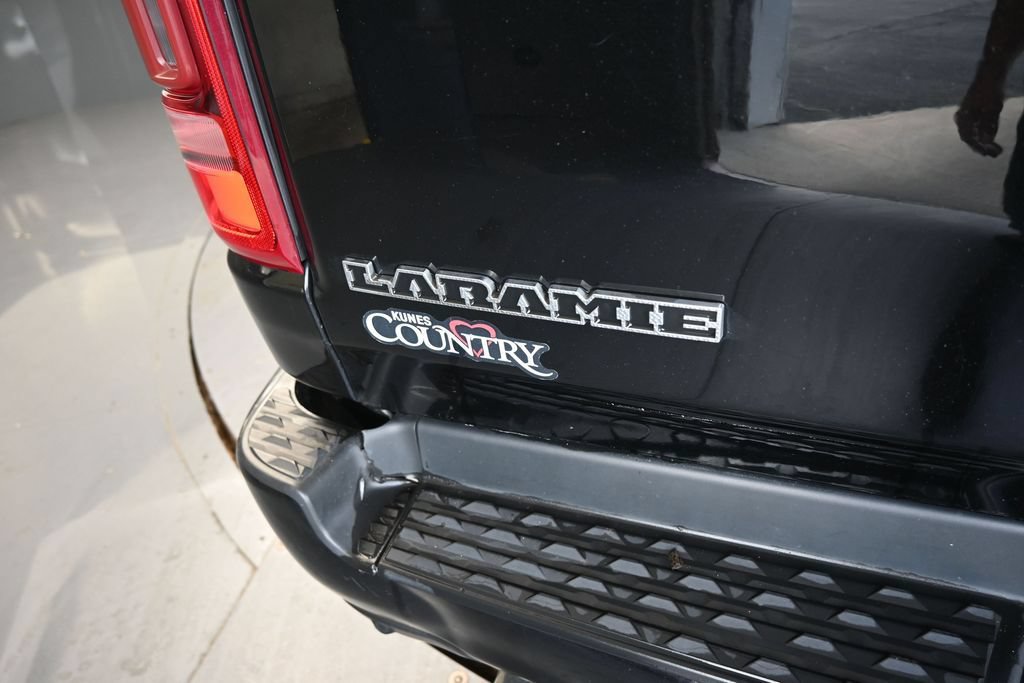 Used 2021 RAM 1500 Laramie w/ Sport Appearance Package AWD/4WD image 22