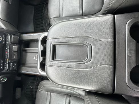 Used 2022 GMC Sierra 2500 Denali w/ Denali Ultimate Package image 19