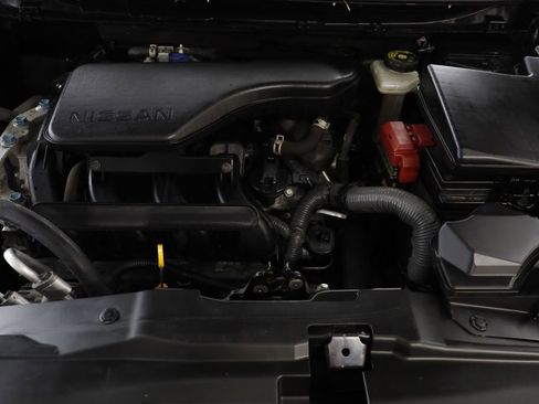 Used 2021 Nissan Rogue Sport S image 22