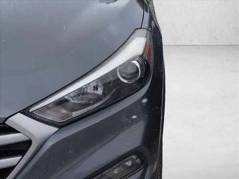 Used 2017 Hyundai Tucson SE image 15