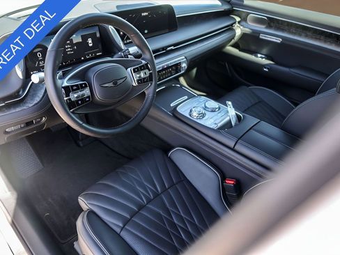 Used 2025 Genesis G90 3.5T AWD/4WD image 11