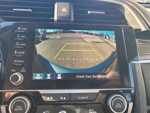 Used 2020 Honda Civic Touring image 22