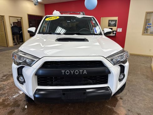 Used 2020 Toyota 4Runner TRD Pro AWD/4WD image 2