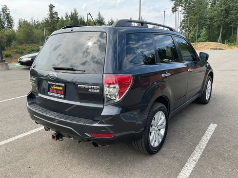 Used 2012 Subaru Forester 2.5X Limited AWD/4WD image 5