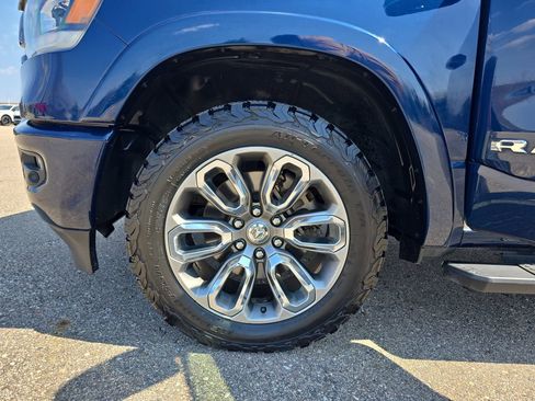 Used 2019 RAM 1500 Laramie w/ Sport Appearance Package AWD/4WD image 30