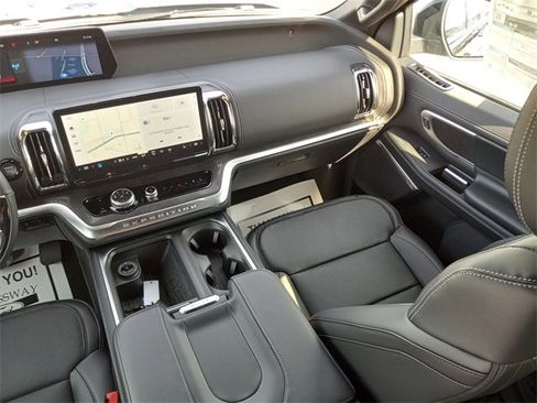 New 2025 Ford Expedition Max Platinum w/ Stealth Performance Package image 19