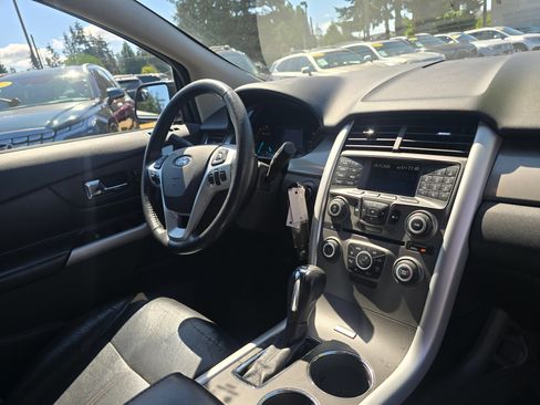 Used 2013 Ford Edge SEL AWD/4WD image 10