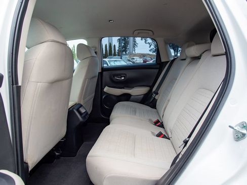 Certified 2024 Honda HR-V LX image 9