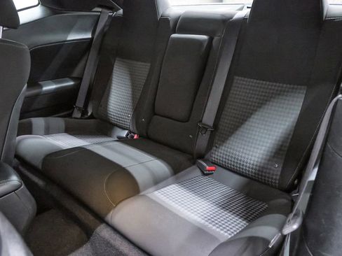 Used 2022 Dodge Challenger GT RWD image 10