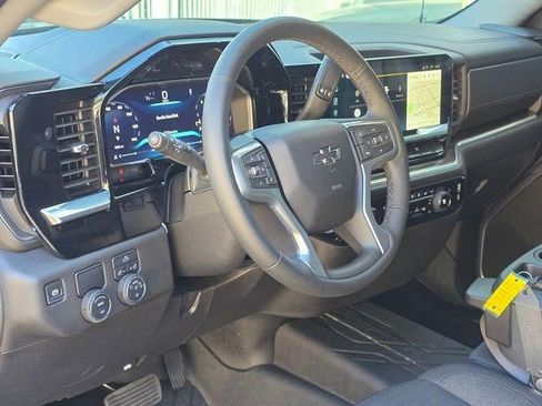 Certified 2026 Chevrolet Silverado 1500 RST w/ Dark Appearance Package image 8