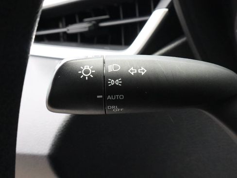 Used 2024 Toyota Corolla LE FWD image 16