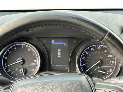 Used 2021 Toyota Camry SE image 15