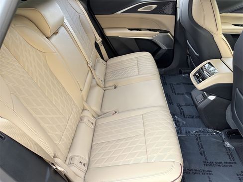 Used 2024 Cadillac Lyriq Luxury w/ Nappa Leather Package image 14