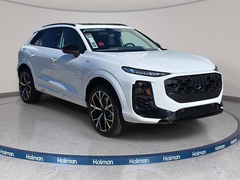 New 2026 Audi Q3 quattro 2.0T AWD/4WD image 3