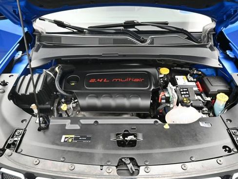 Used 2022 Jeep Compass Limited image 31