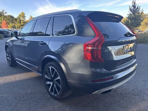 Used 2020 Volvo XC90 T6 Momentum w/ Protection Package Premier image 4