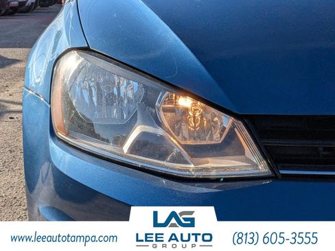 Used 2015 Volkswagen Golf TDI S image 9