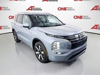 Used 2025 Mitsubishi Outlander SEL video 1