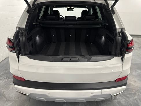 Used 2026 BMW X5 xDrive40i AWD/4WD image 10