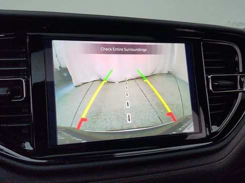 Used 2024 Dodge Durango GT RWD image 21