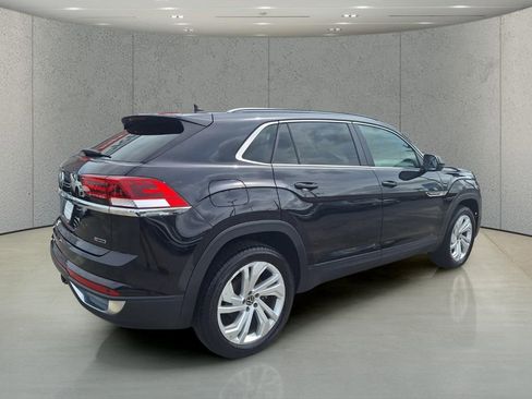 Used 2021 Volkswagen Atlas Cross Sport SEL AWD/4WD image 5