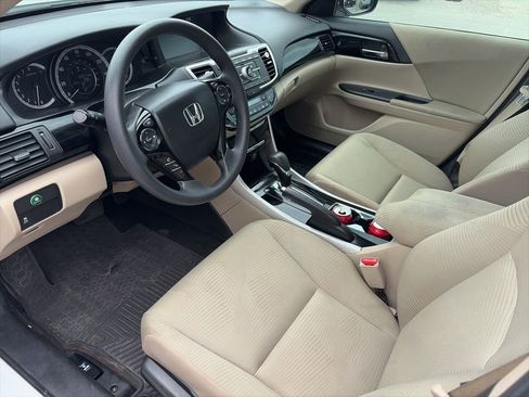 Used 2016 Honda Accord LX image 9