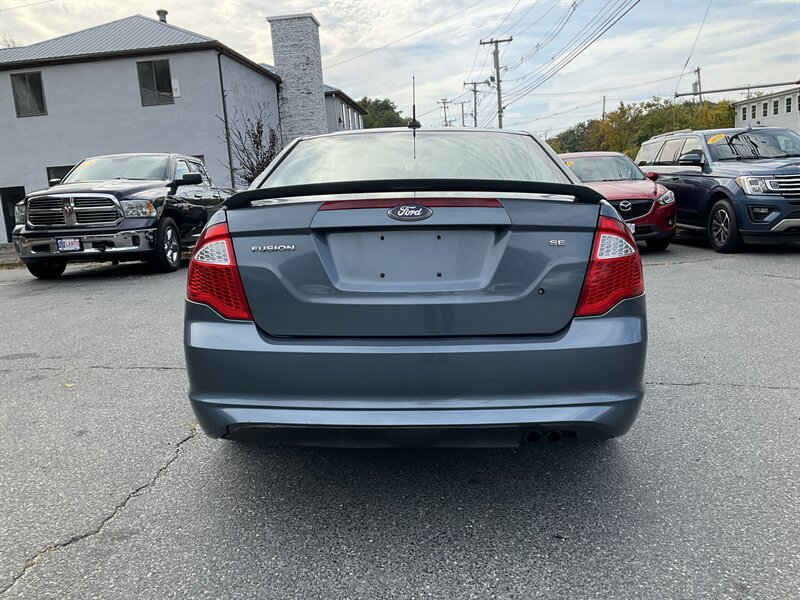 Used 2012 Ford Fusion SE FWD image 6