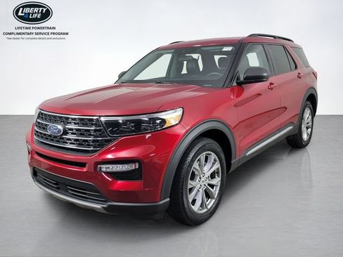 Used 2023 Ford Explorer XLT w/ Equipment Group 202A AWD/4WD image 8
