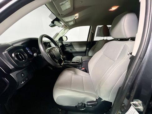 Used 2023 Toyota Tacoma SR w/ SR Convenience Package image 14