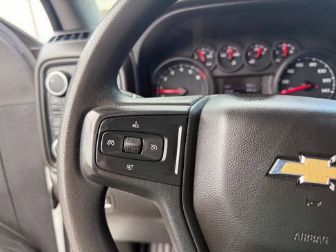 Used 2022 Chevrolet Silverado 2500 Custom w/ Custom Value Package AWD/4WD image 29
