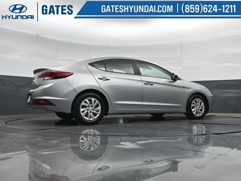Used 2020 Hyundai Elantra SE FWD image 33