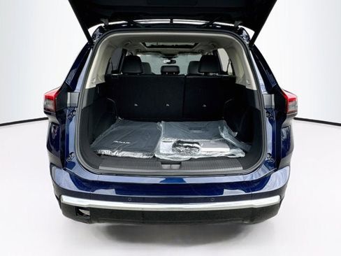 New 2026 Nissan Rogue Platinum AWD/4WD image 23