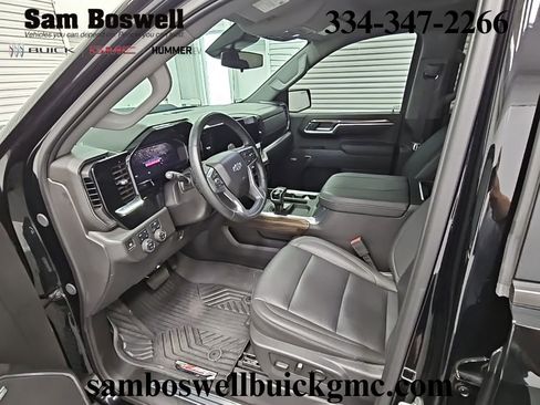 Used 2025 Chevrolet Silverado 1500 LT Trail Boss w/ Convenience Package II image 10