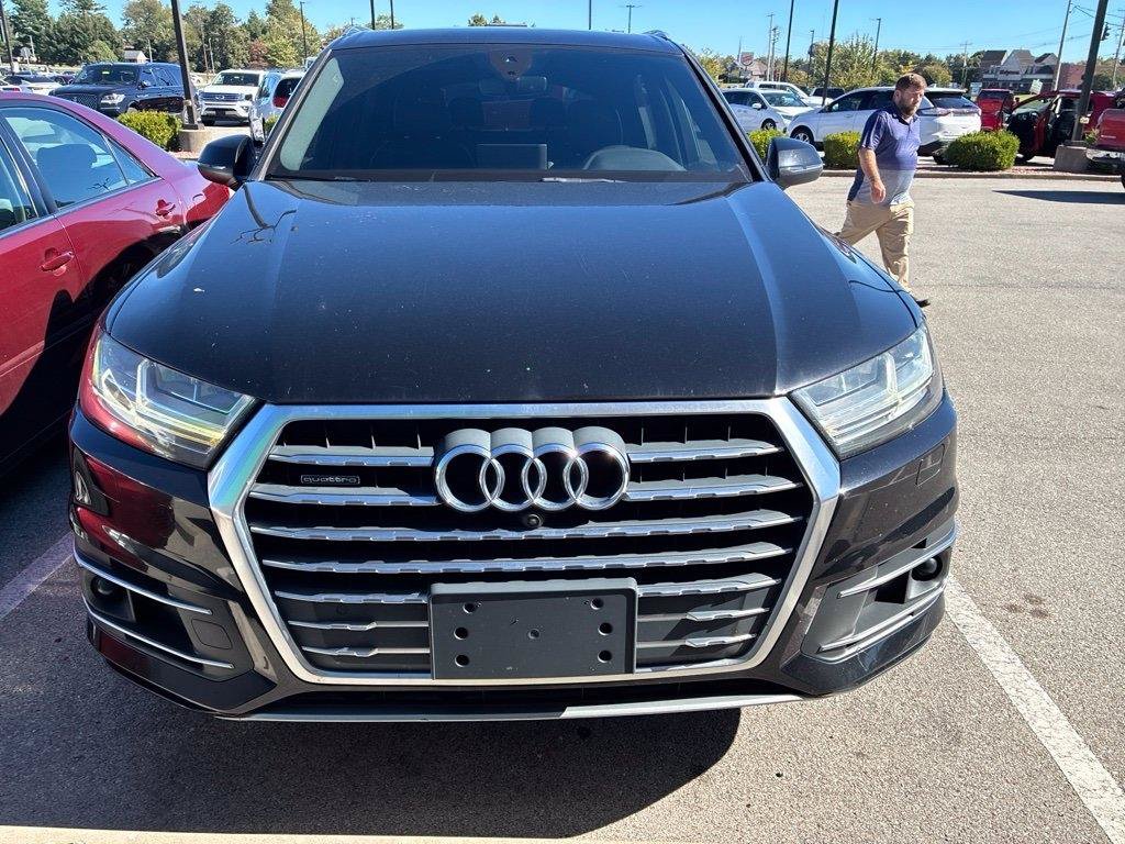 Used 2017 Audi Q7 2.0T Premium Plus w/ Premium Plus Package AWD/4WD image 4