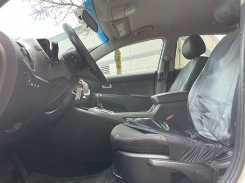 Used 2015 Kia Sportage LX image 16