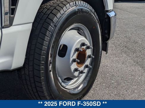 New 2025 Ford F350 XL w/ XL Chrome Package image 13